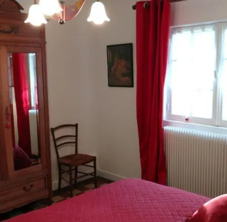 Holiday home De La Haute Verdiere *