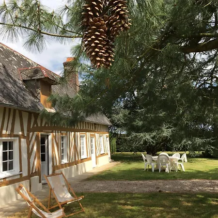 Holiday home De La Haute Verdiere La Neuville-du-Bosc